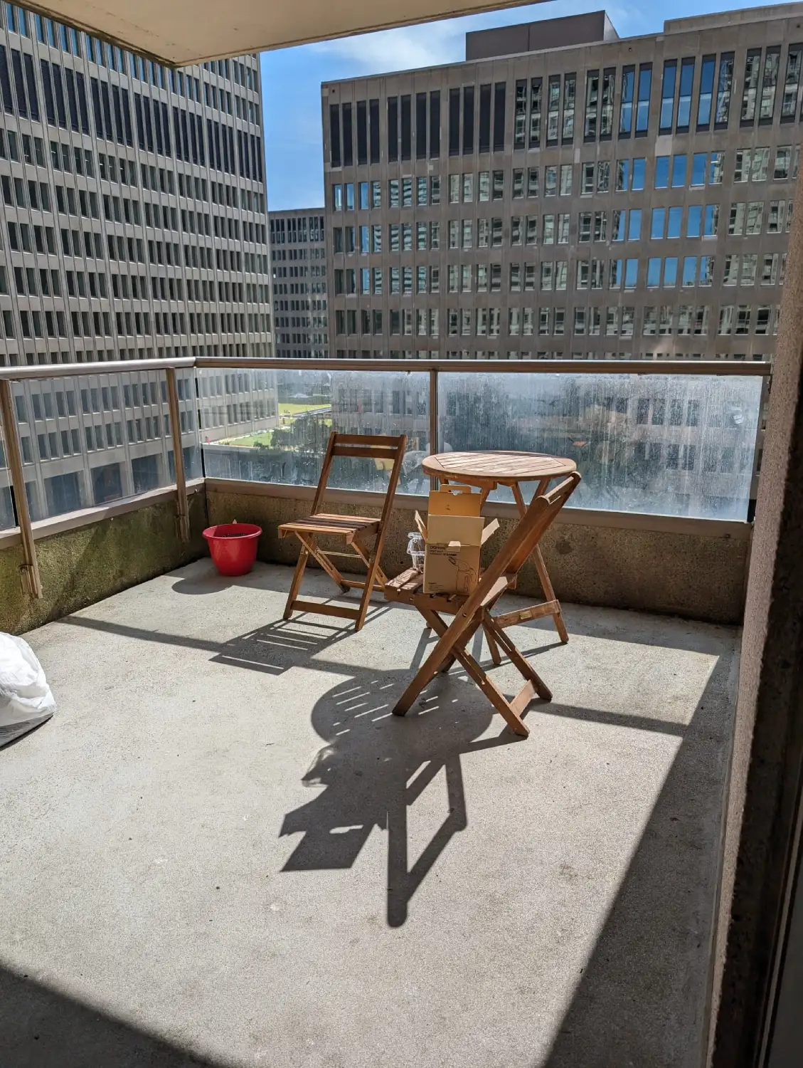 apartment-balcony-cleaning-services