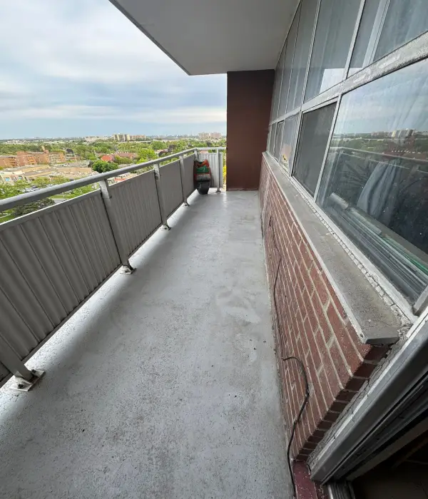 Professional Pigeon Balcony Cleaning in Toronto